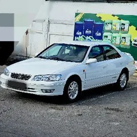 Toyota Camry 1999