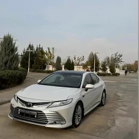 Toyota Camry 2023