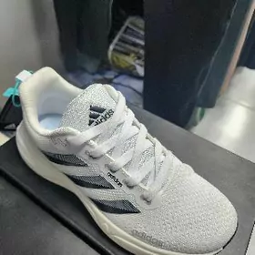 Adidas krasowka köwüş makasyna