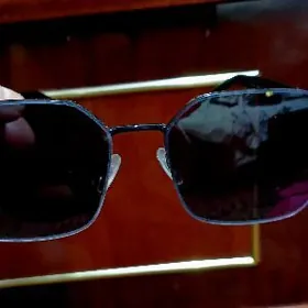 Солнцезащитные,новые очки.