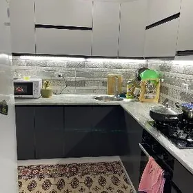 6мкр, 1эт, 4ком, 76м², евро