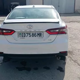 Toyota Camry 2023