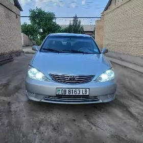 Toyota Camry 2005