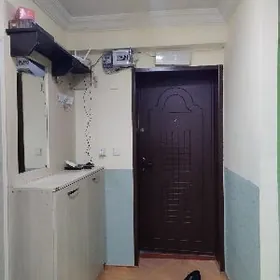 SATLYK 4 kom 3 etaj 72 m2