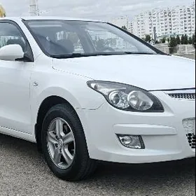 Hyundai I30 2011