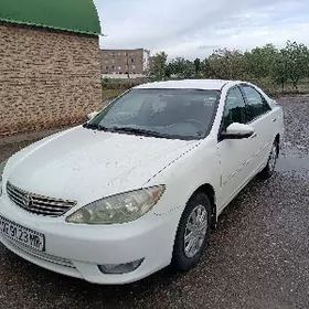 Toyota Camry 2005