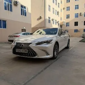 Lexus ES 350 2022