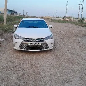 Toyota Camry 2016