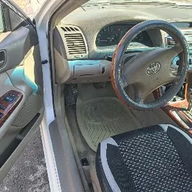 Toyota Camry 2003