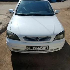Opel Astra 2003