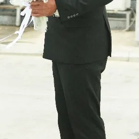 Костюм новый