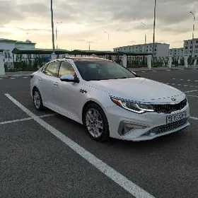 Kia Optima 2020