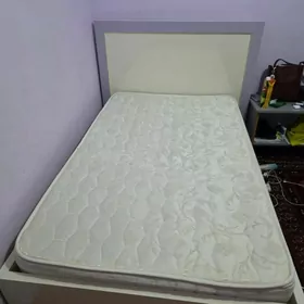 Krovat/кровать