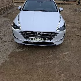 Hyundai Sonata 2021