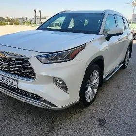 Toyota Highlander 2020