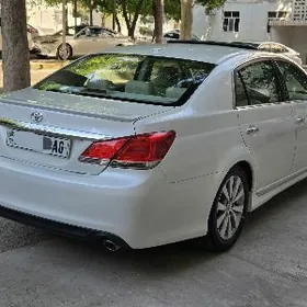 Toyota Avalon 2011