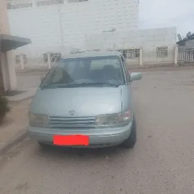 Toyota Previa 1992