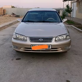Toyota Camry 2000