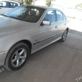 BMW 528 2000