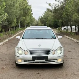 Mercedes-Benz E320 2003