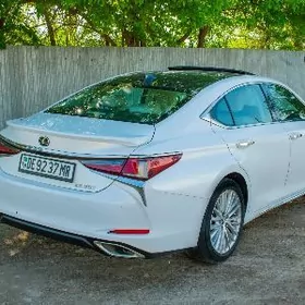 Lexus ES 350 2023