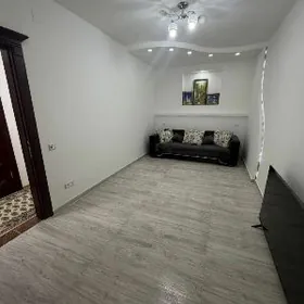 Satlyk jay 4mkr  1 etaž