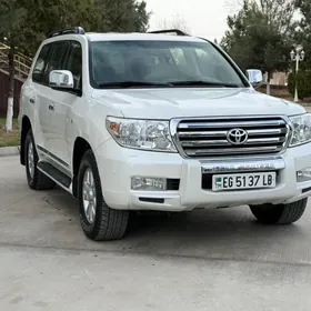 Toyota Land Cruiser 2010