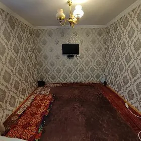 2 комнаты. 1 этаж.