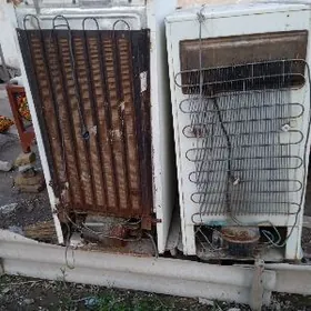 халаделник