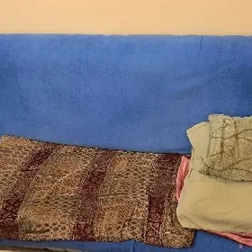 Диван и кресло