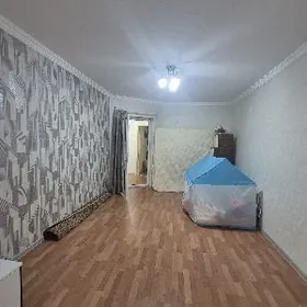 9 mkr 3 komnat 3 etaj