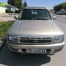 Nissan Pathfinder 1997