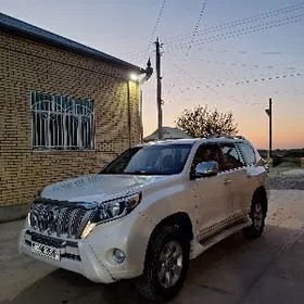 Toyota Land Cruiser Prado 2014