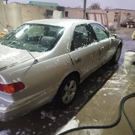 Toyota Camry 2000