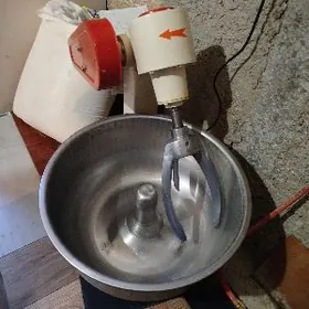 теста мешалка  30кг