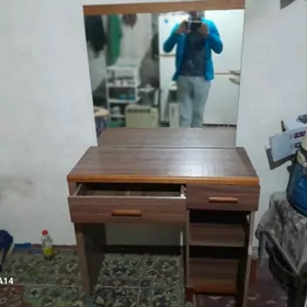 Йуз горулйан айна