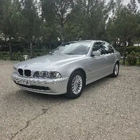 BMW E39 2002