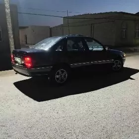 Opel Vectra 1991