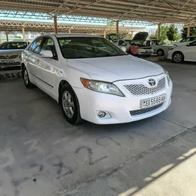 Toyota Camry 2010