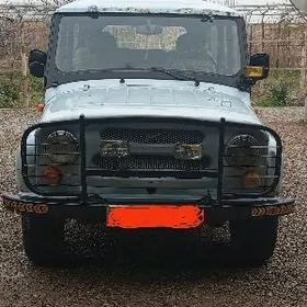 UAZ 469 2001