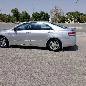 Toyota Camry 2010