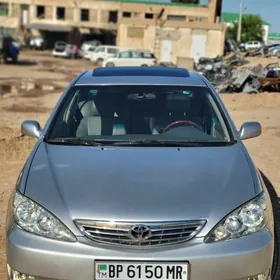 Toyota Camry 2004