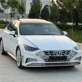 Hyundai Sonata 2021