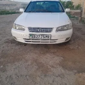 Toyota Camry 1998