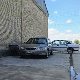 Toyota Camry 1999