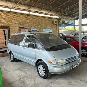 Toyota Previa 1992
