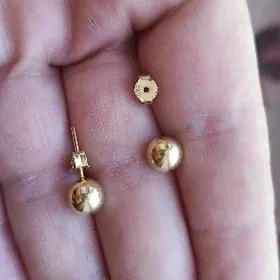 Золотые гвоздики