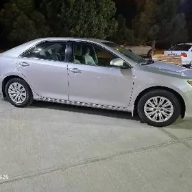 Toyota Camry 2013