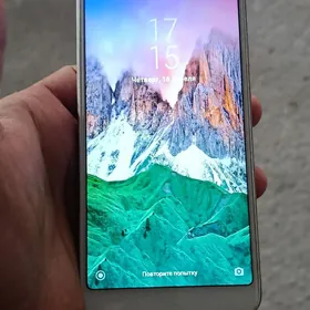 Mi 5 telefon gyssagly satlyk