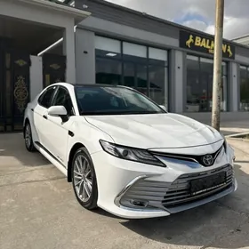 Toyota Camry 2023